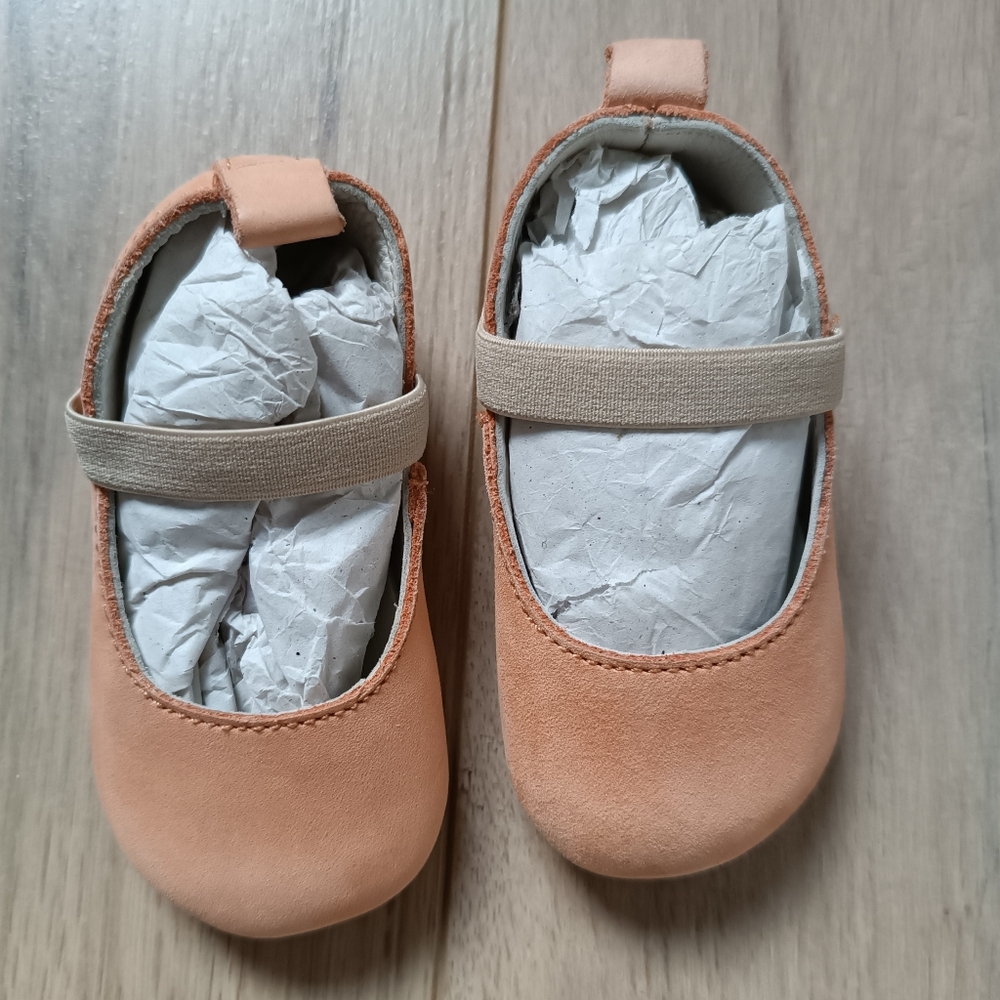 Tan Kids Shoes in leather